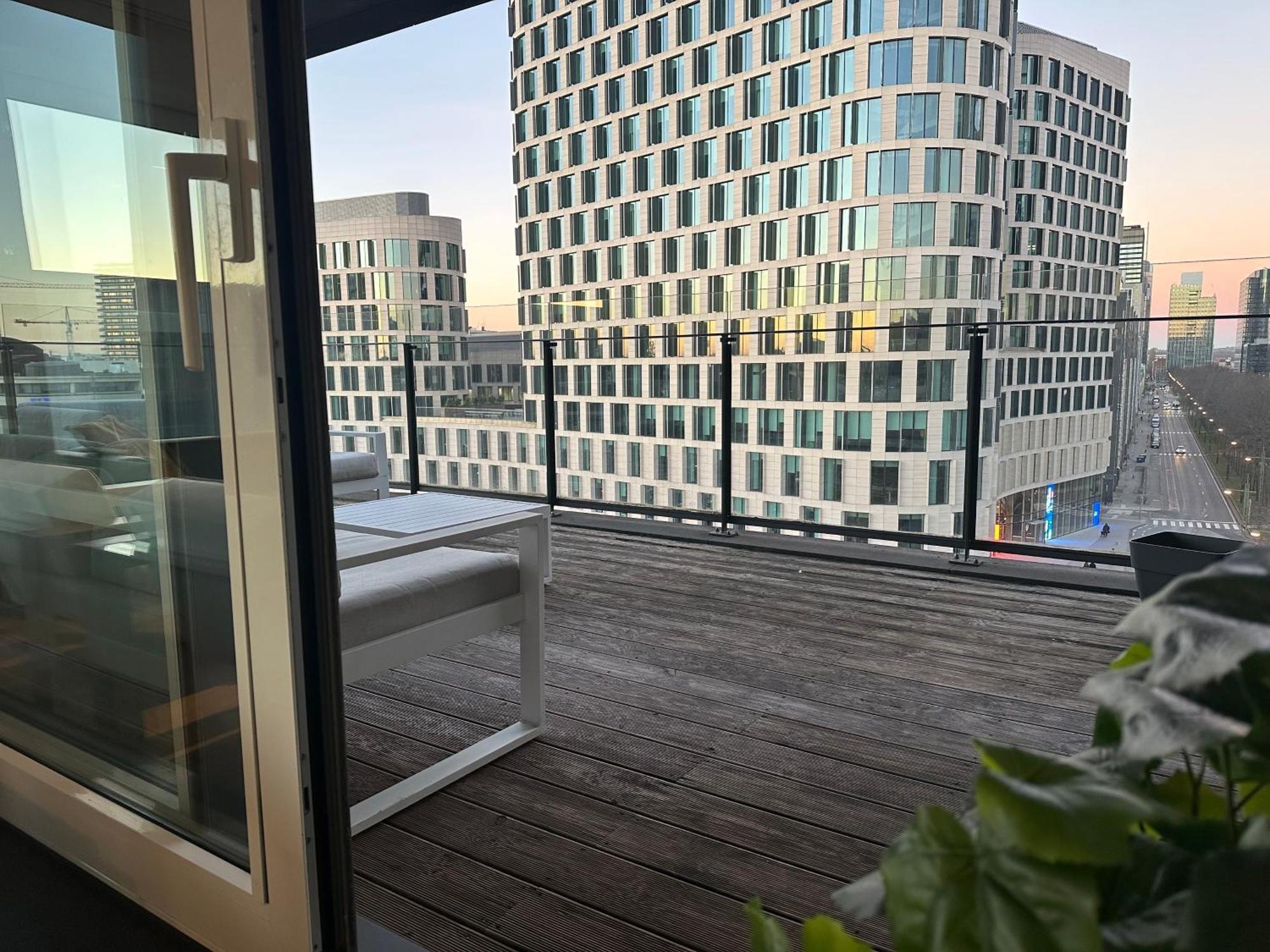 Apartment With Balcony In Brussels Center Экстерьер фото