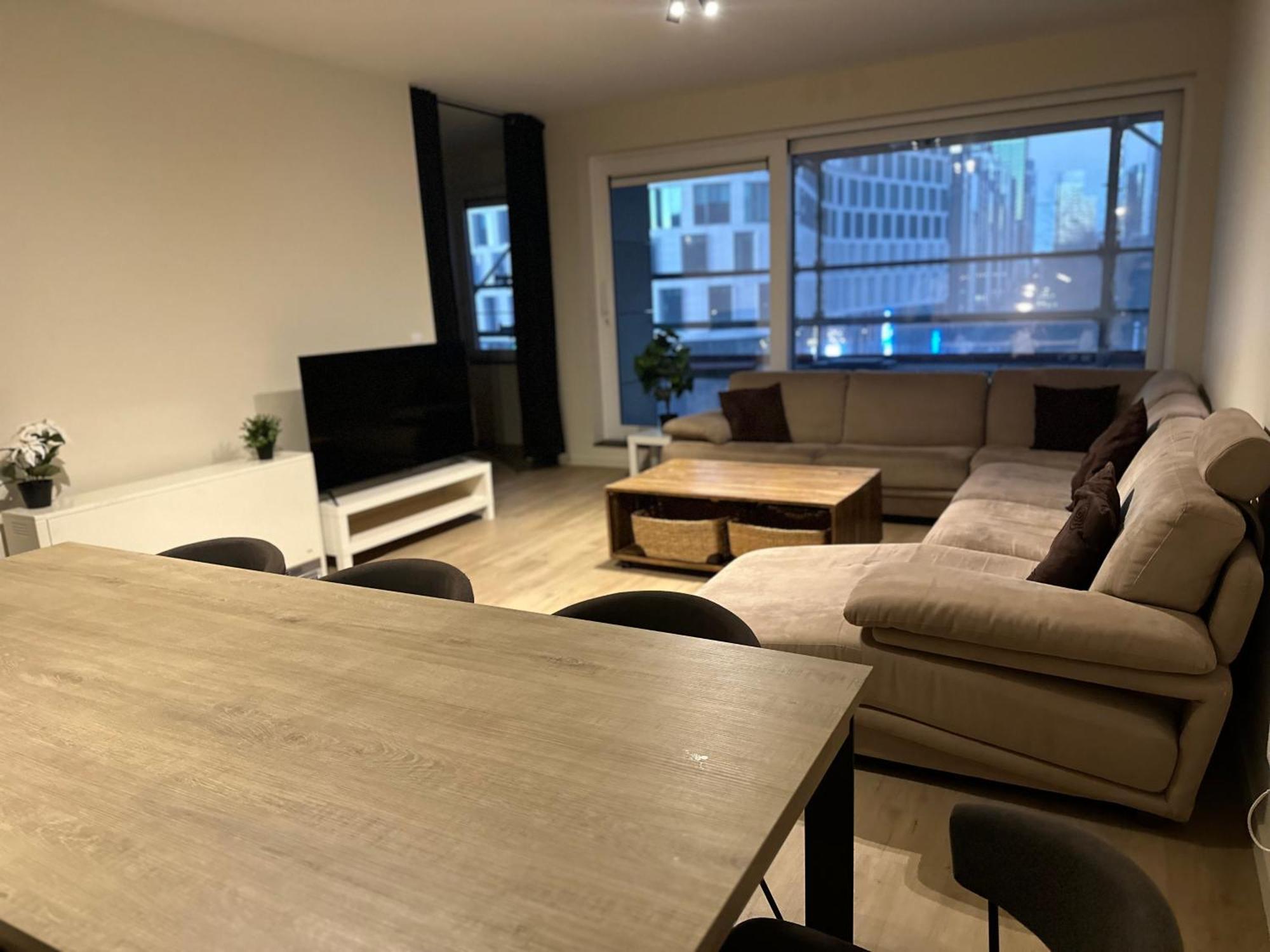 Apartment With Balcony In Brussels Center Экстерьер фото